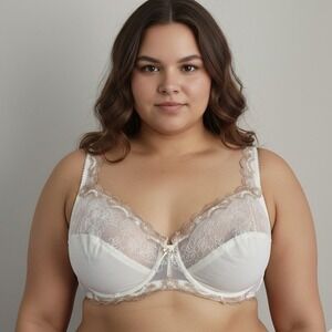 Triumph Bra‎ Womens 36DD White Lace Underwire Unlined Intimates Lingerie 881827